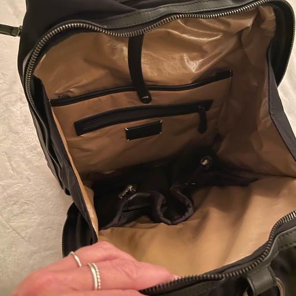 Caraa convertible backpack carry on duffle - Picture 6 of 9